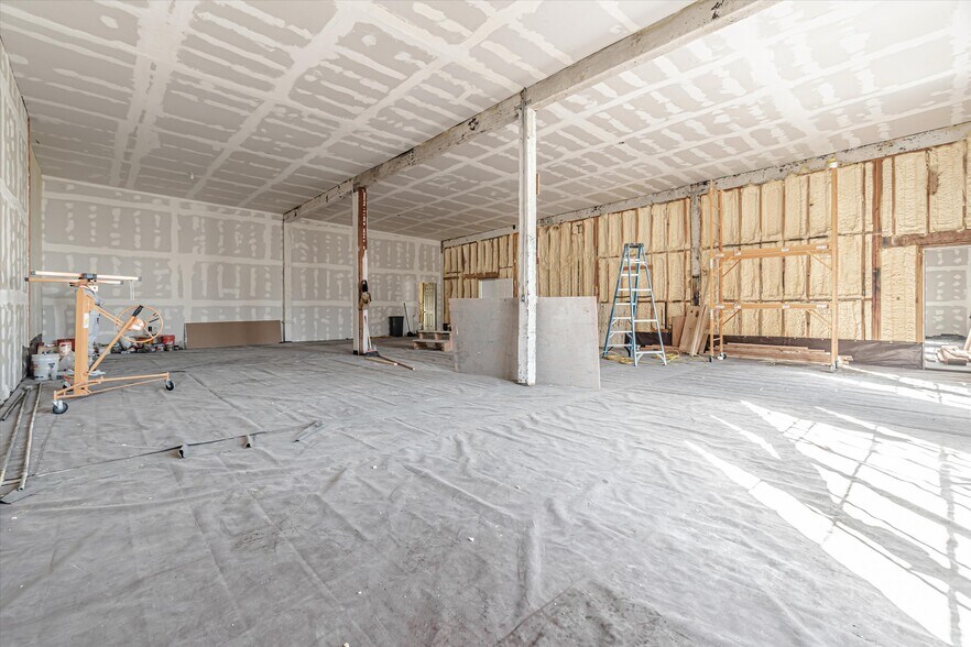 More Photos Of 1606 Harrison St, San Francisco Service For Sale