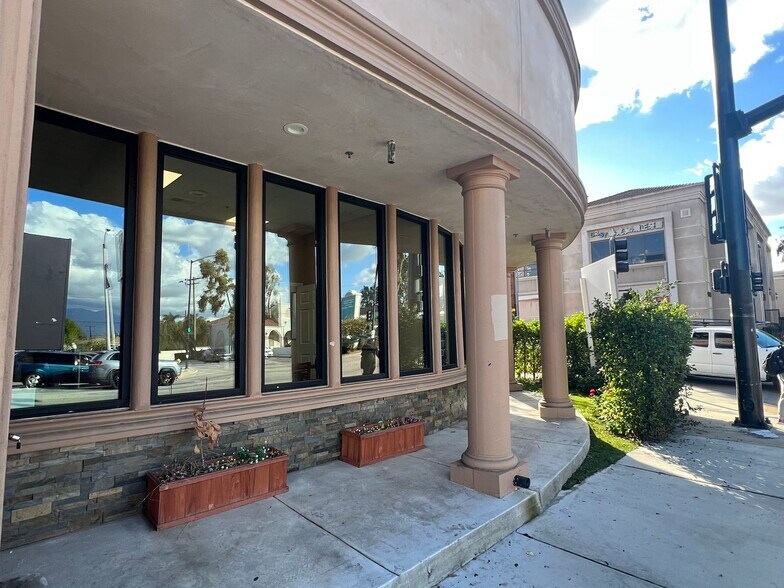 More Photos Of 9400 Valley Blvd, Rosemead Storefront For Lease