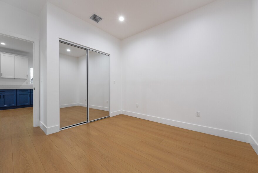 More Photos Of 8405 McKinley Ave, Los Angeles Multifamily For Sale