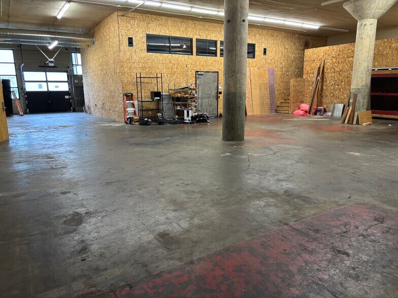 More Photos Of 437 SE Martin Luther King Jr Blvd, Portland Light Manufacturing For Lease