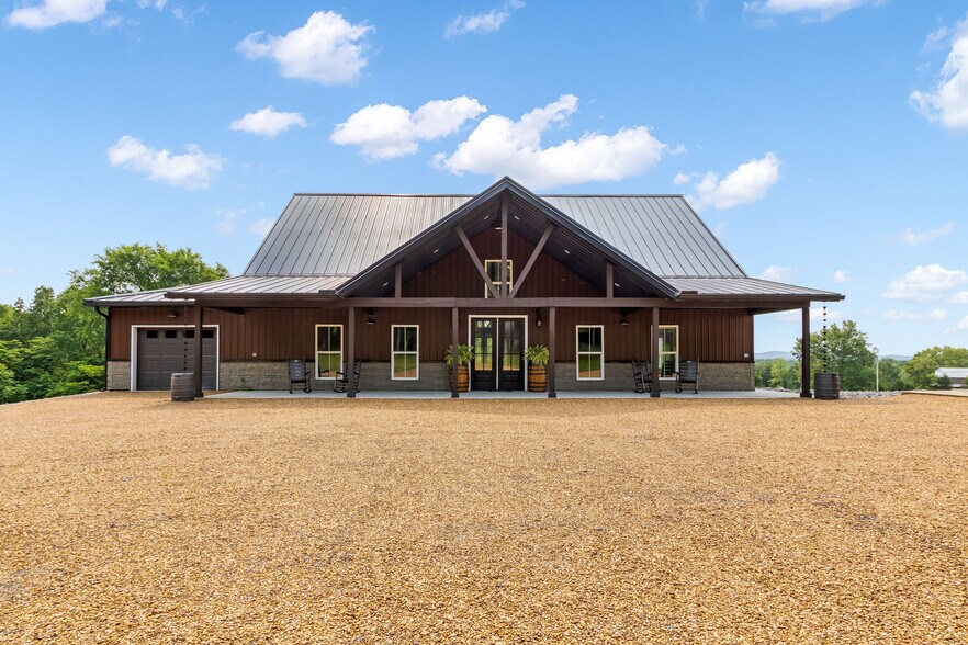 More Photos Of 1049 Oregon Rd, Lascassas Specialty For Sale