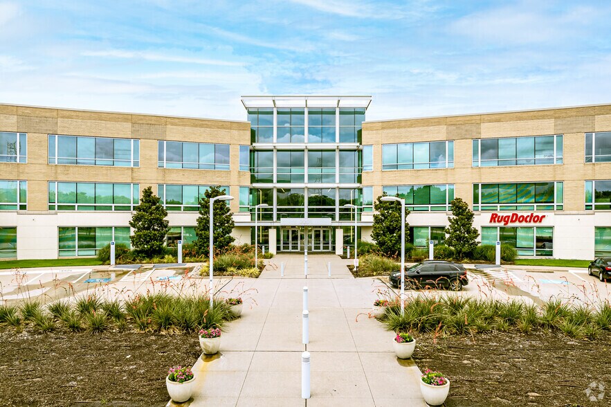 More Photos Of 2201 W Plano Pky, Plano Office For Lease