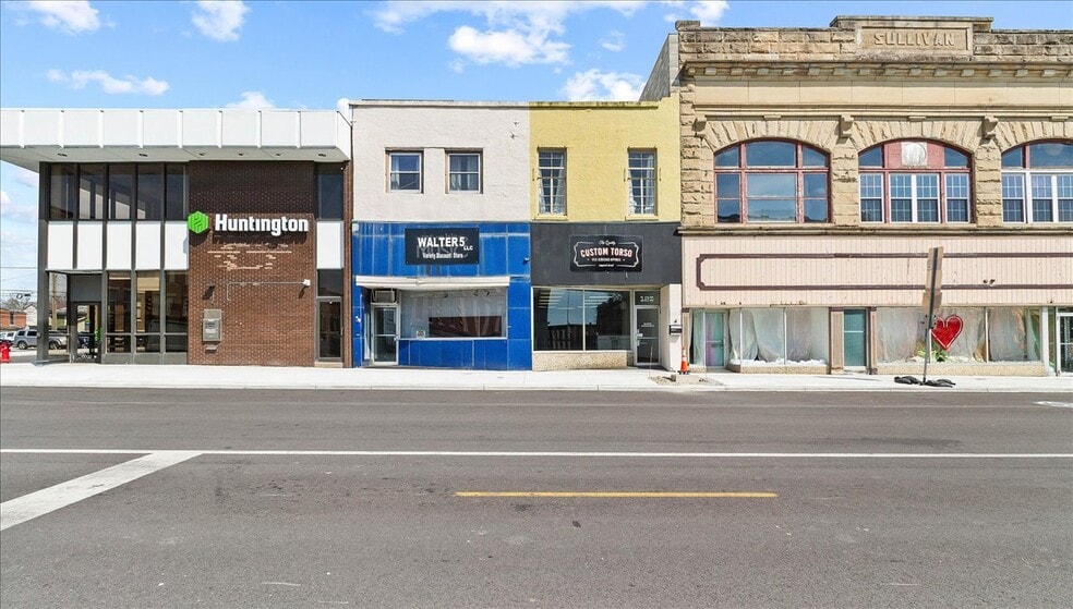 Primary Photo Of 120-124 W Columbus St, Kenton Storefront For Sale