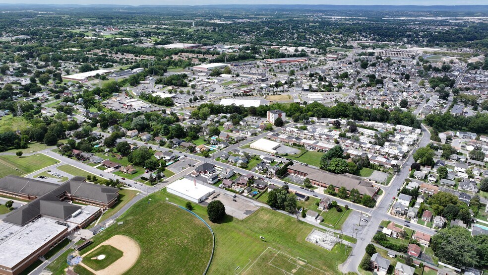 More Photos Of 1350 Balata St, Easton Warehouse For Sale