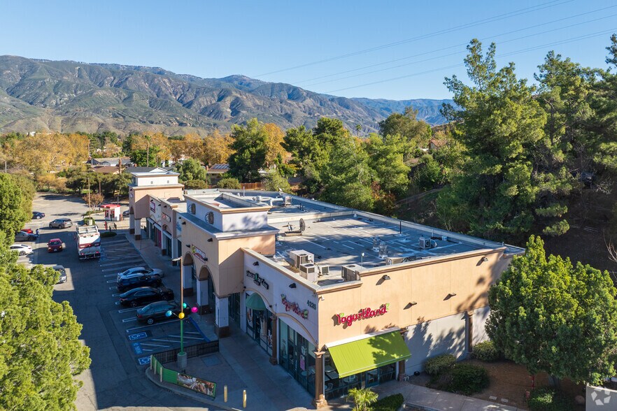 More Photos Of 4235 University Pky, San Bernardino Storefront Retail Office For Sale