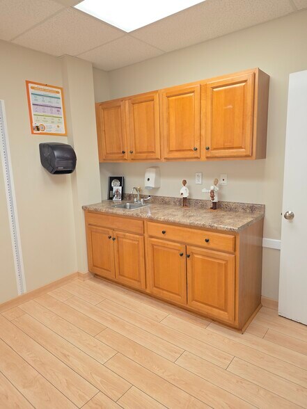 More Photos Of 380 Merrimack St, Methuen Medical For Sale