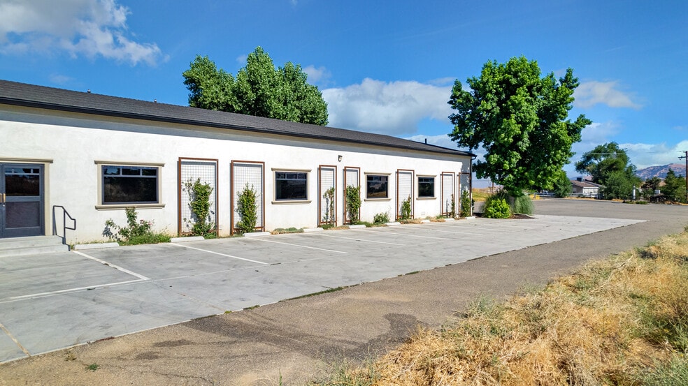 More Photos Of 48771 W Valley Blvd, Tehachapi Schools For Sale