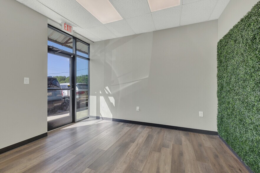 More Photos Of 3556 FM 78, McQueeney Unknown For Lease