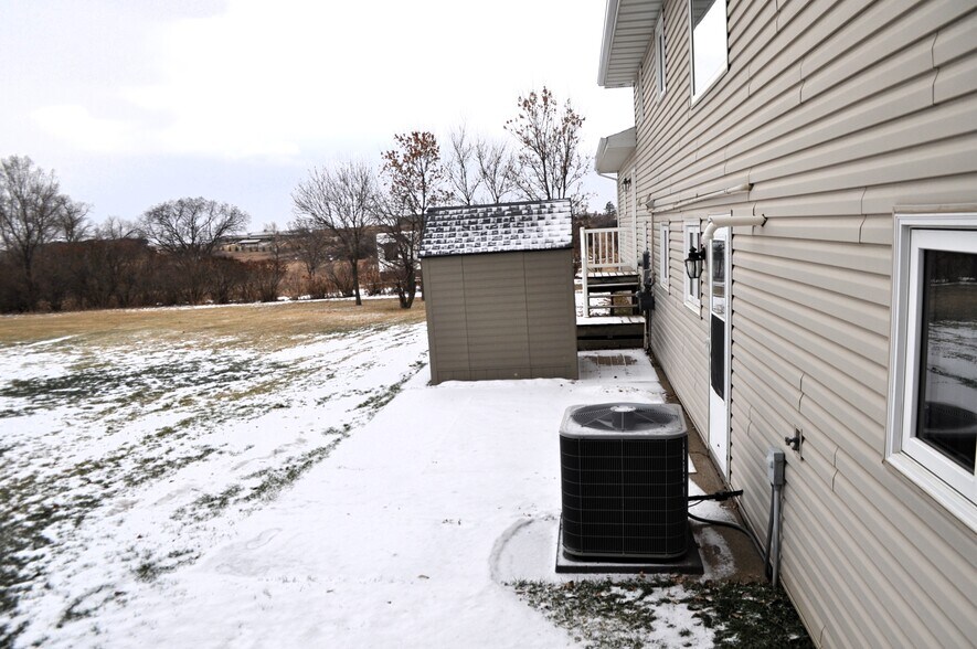 More Photos Of 1300 Crestfield Ave, Bismarck Apartments For Sale