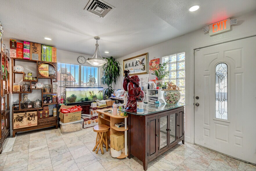 More Photos Of 3097 S Decatur Blvd, Las Vegas Office Residential For Sale