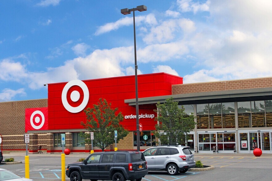 More Photos Of 221-231 Wade Rd Ext, Latham Unknown For Lease