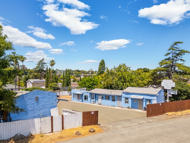 More Photos Of 121 Lincoln Rd W, Vallejo Apartments For Sale