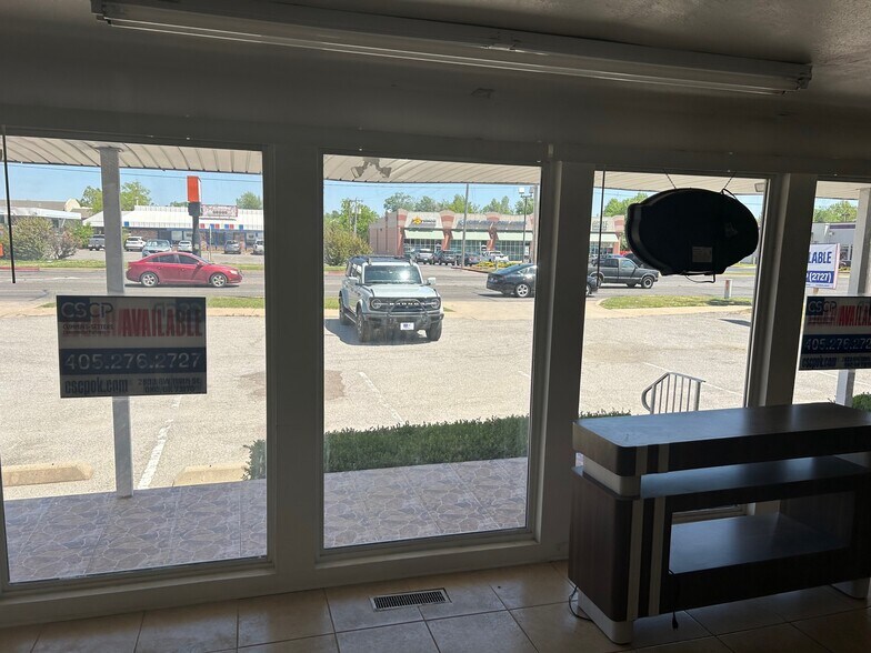 More Photos Of 213 S Air Depot Blvd, Oklahoma City Freestanding For Lease