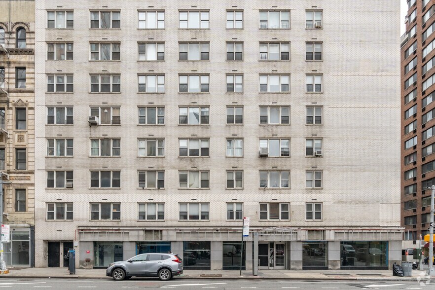 More Photos Of 545 3rd Ave, New York Apartments For Sale