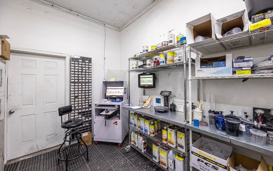 More Photos Of 13508 US HWY 90, Live Oak Industrial For Sale