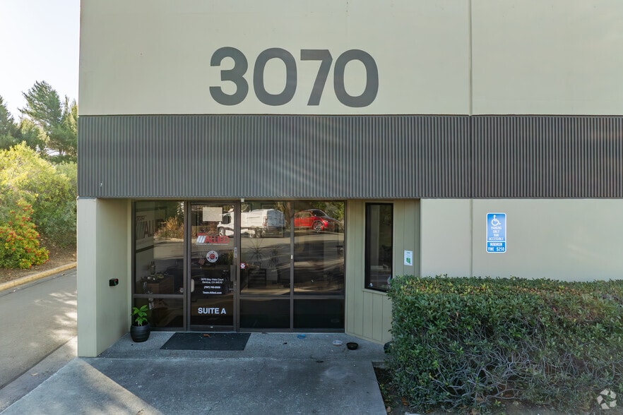 More Photos Of 3070 Bay Vista Ct, Benicia Distribution For Lease