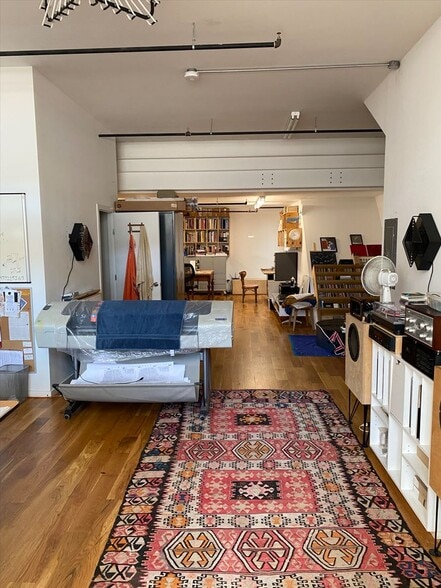 More Photos Of 119 42nd St, Brooklyn Warehouse For Sale