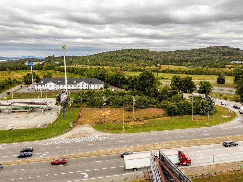 More Photos Of Hwy 140 Hwy @ I75, Adairsville Land For Sale
