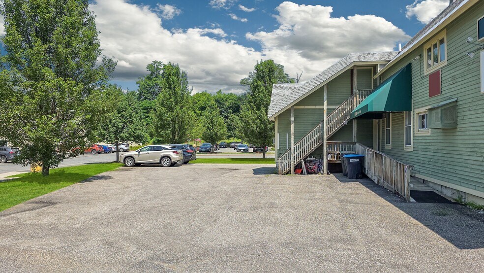 More Photos Of 120 S Main St, West Lebanon Medical For Sale