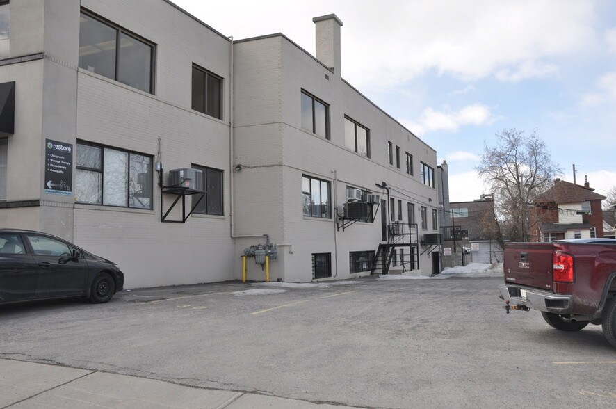 More Photos Of 1337-1341 Wellington St W, Ottawa Office For Lease