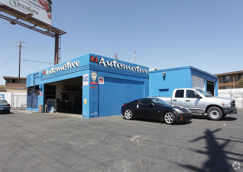 More Photos Of 2000 Union Ave, Bakersfield Auto Repair For Sale