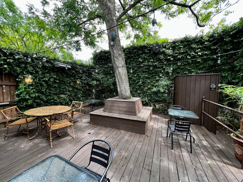 More Photos Of 117 Walnut St, Hattiesburg Restaurant For Sale