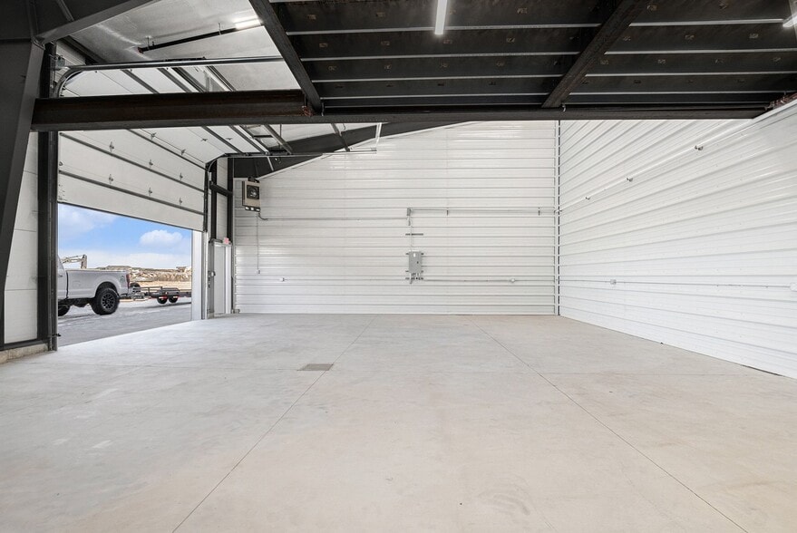 More Photos Of 7542 S Potomac St, Centennial Flex For Sale