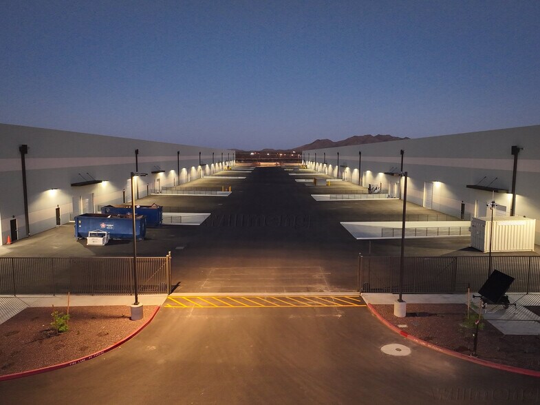 More Photos Of SEC Roosevelt St & 211th Ave, Buckeye Unknown For Lease