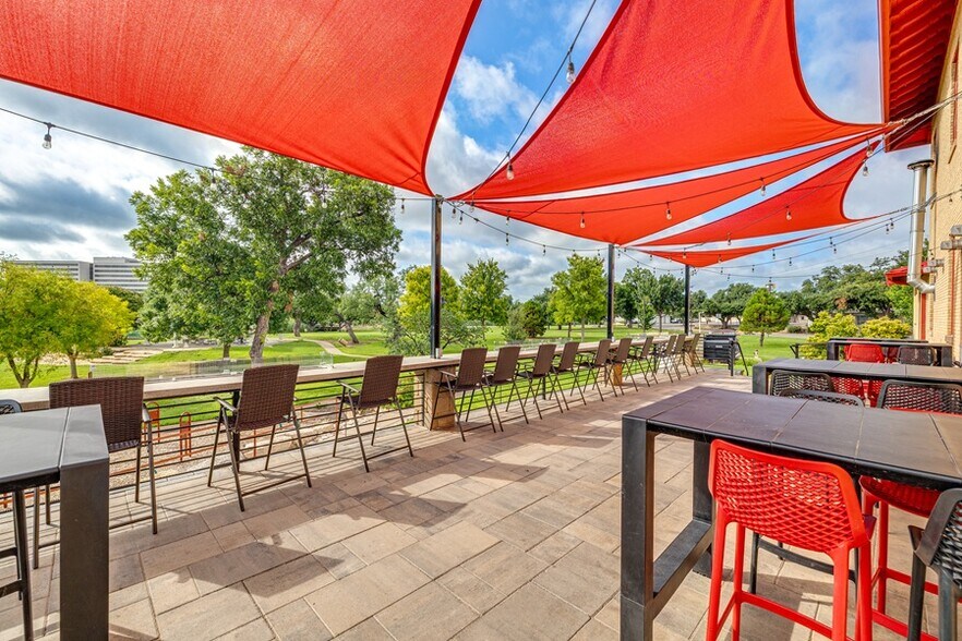 More Photos Of 200 S Magdalen St, San Angelo Police Fire Station For Sale