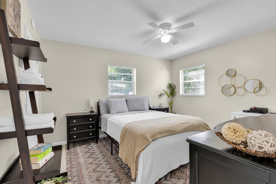 More Photos Of 2621 SW 33rd Ave, Ocala Apartments For Sale