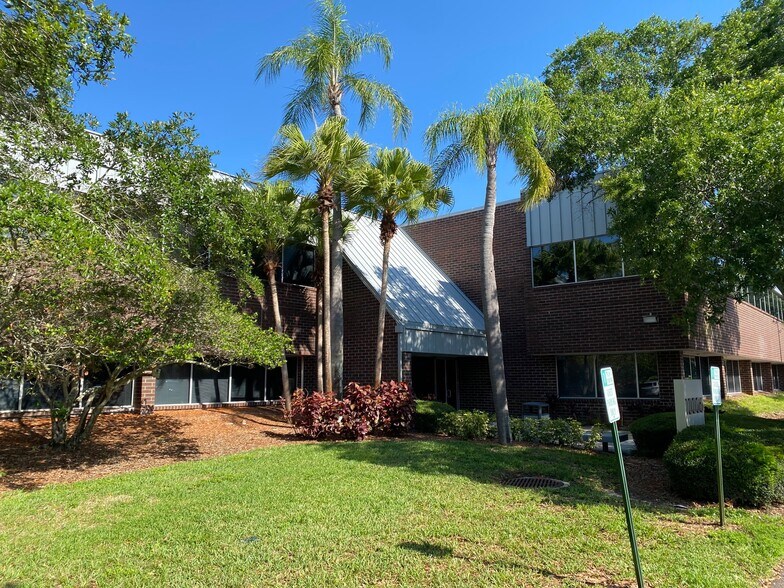 More Photos Of 10006 N Dale Mabry Hwy, Tampa Office For Lease