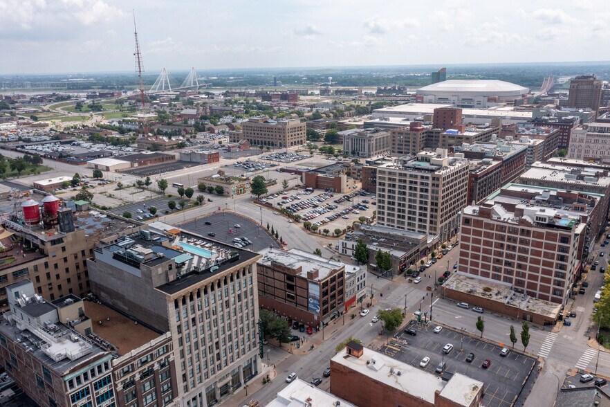 More Photos Of 1409 Washington Ave, Saint Louis Office For Sale