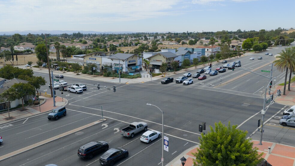 More Photos Of 8865-8875 Foothill Blvd, Rancho Cucamonga Unknown For Lease