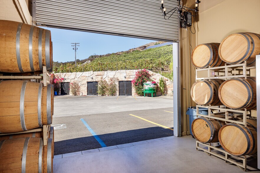 More Photos Of 2286 Sunshine Mountain Rd, San Marcos Winery Vineyard For Sale
