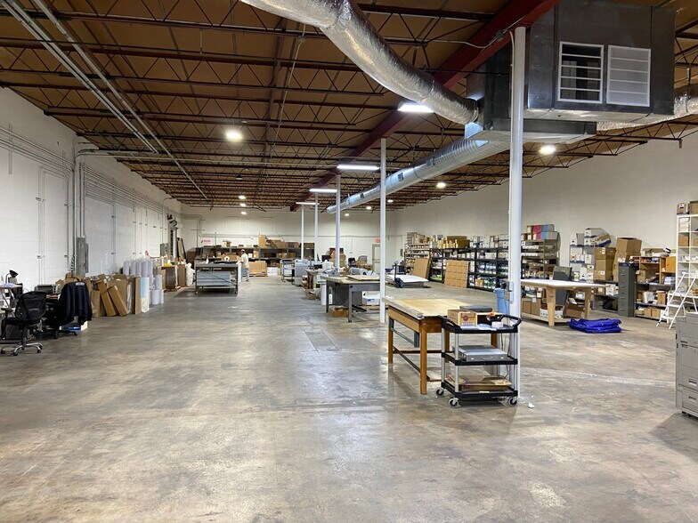 More Photos Of 4835 Cash Rd, Dallas Manufacturing For Lease
