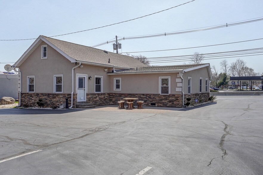 More Photos Of 937 US Highway 9, Sayreville Freestanding For Sale