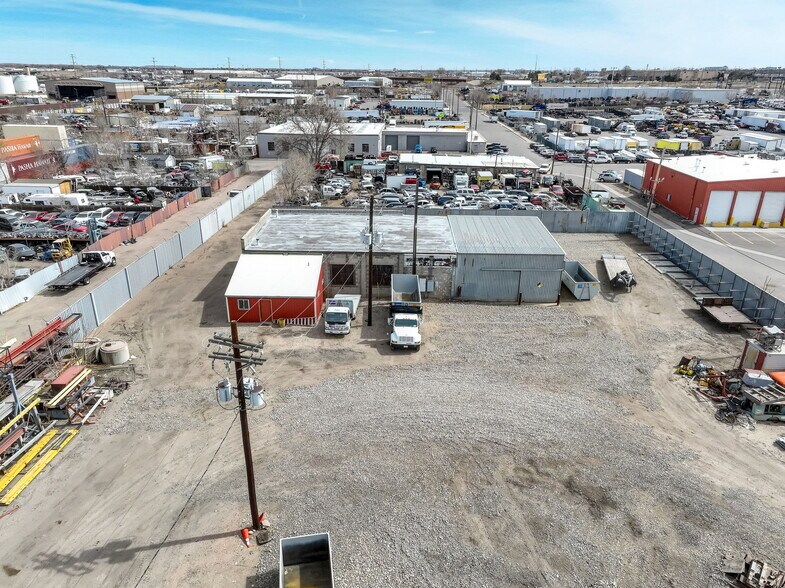 More Photos Of 5320 Cook St, Denver Warehouse For Lease