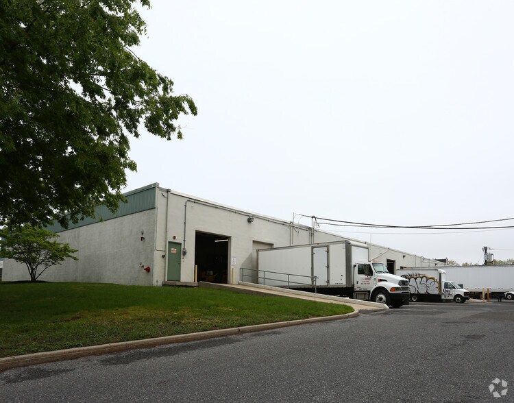 More Photos Of 875 Industrial Hwy, Cinnaminson Light Manufacturing For Lease