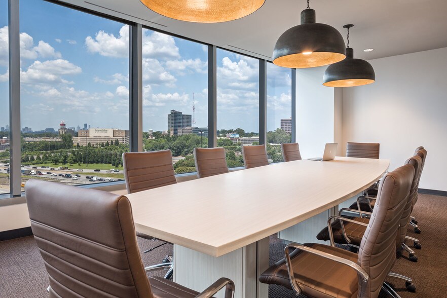 More Photos Of 171 17th St Nw, Atlanta Office For Lease