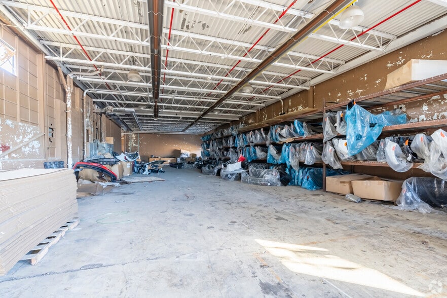 More Photos Of 44052 Yost Rd, Canton Township Manufacturing For Sale
