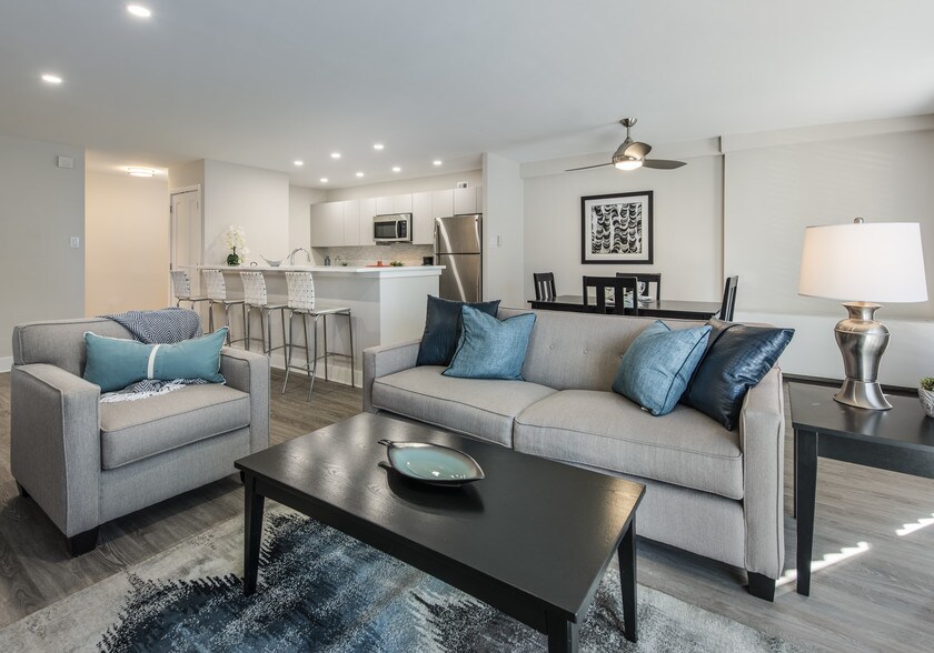 More Photos Of 1001-1003 Easton Rd, Willow Grove Apartments For Lease