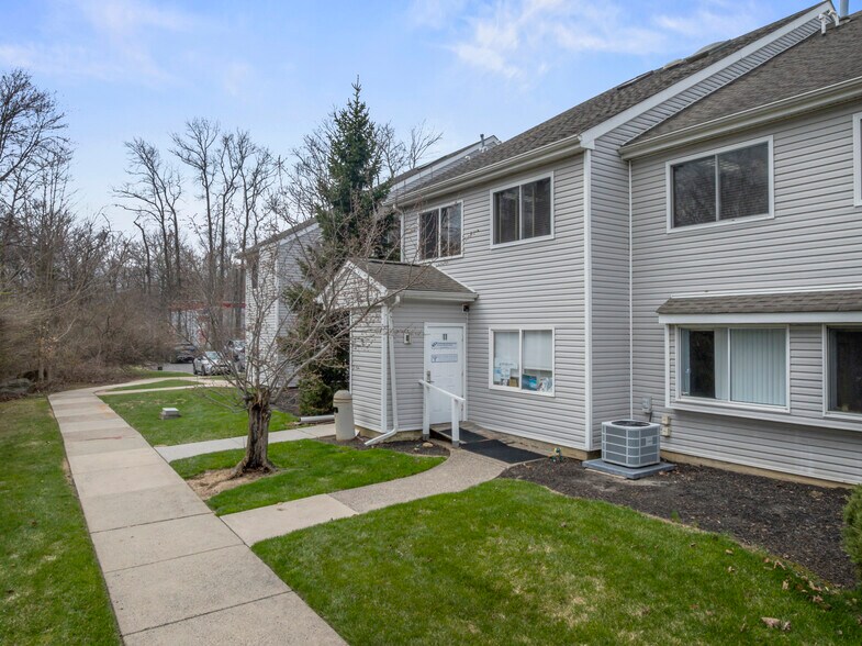 More Photos Of 4105 US Highway 1, Monmouth Junction Medical For Sale