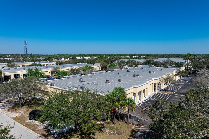 Primary Photo Of 3888 Mannix Dr, Naples Light Manufacturing For Lease