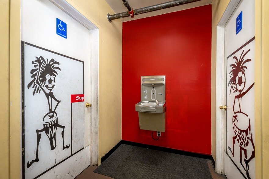 More Photos Of 957 Golden Gate Ter, Grass Valley Sports And Entertainment For Sale