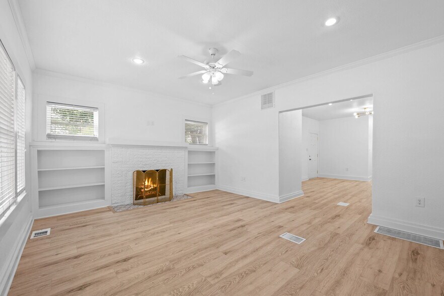 More Photos Of 603 E Grayson St, San Antonio Apartments For Sale