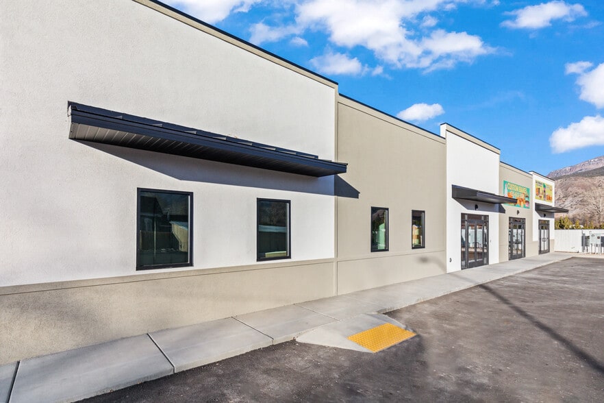 More Photos Of 238 N Main St, Monroe Freestanding For Lease