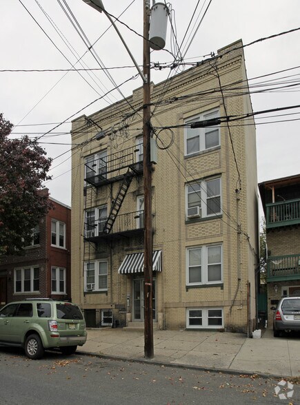 More Photos Of 934 Pavonia Ave, Jersey City Apartments For Sale