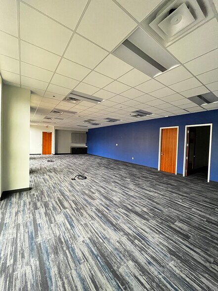 More Photos Of 100 N Dean Rd, Orlando Unknown For Lease