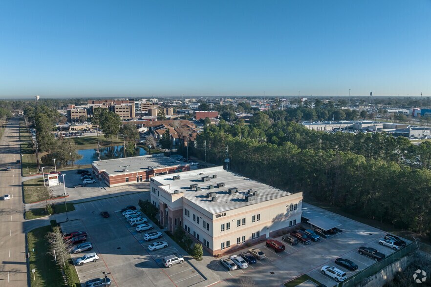 More Photos Of 18648 McKay Dr, Humble Medical For Lease