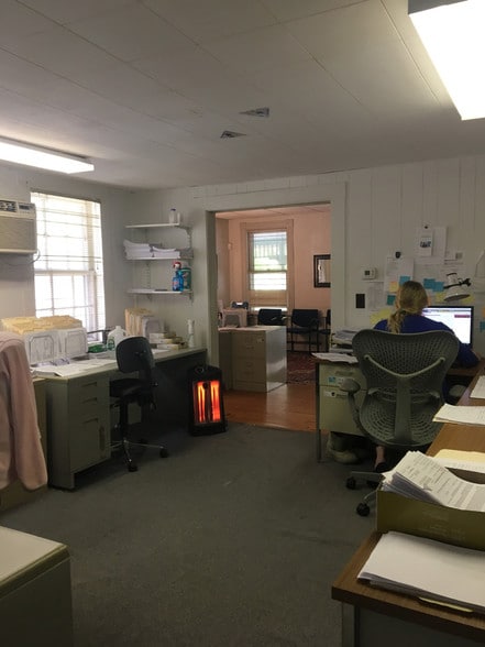 More Photos Of 54 Fremont St, New London Office Residential For Sale